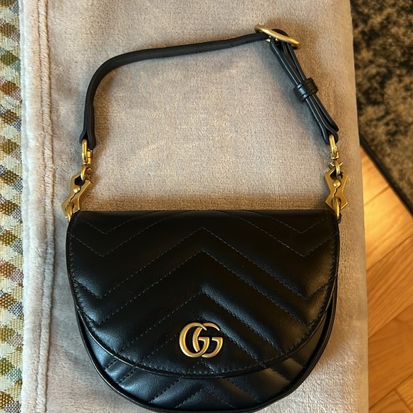 GG Marmont leather belt bag - Picture 8 of 11